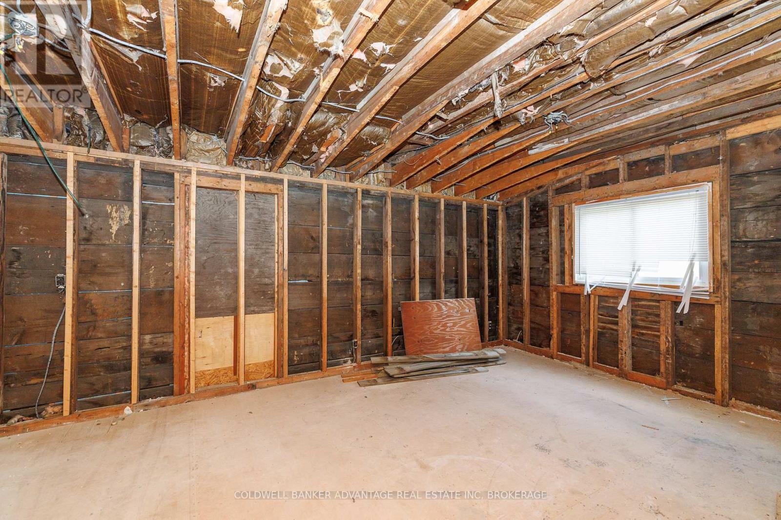 15 Duncan Street, Welland, Ontario  L3B 2C5 - Photo 12 - X13751786