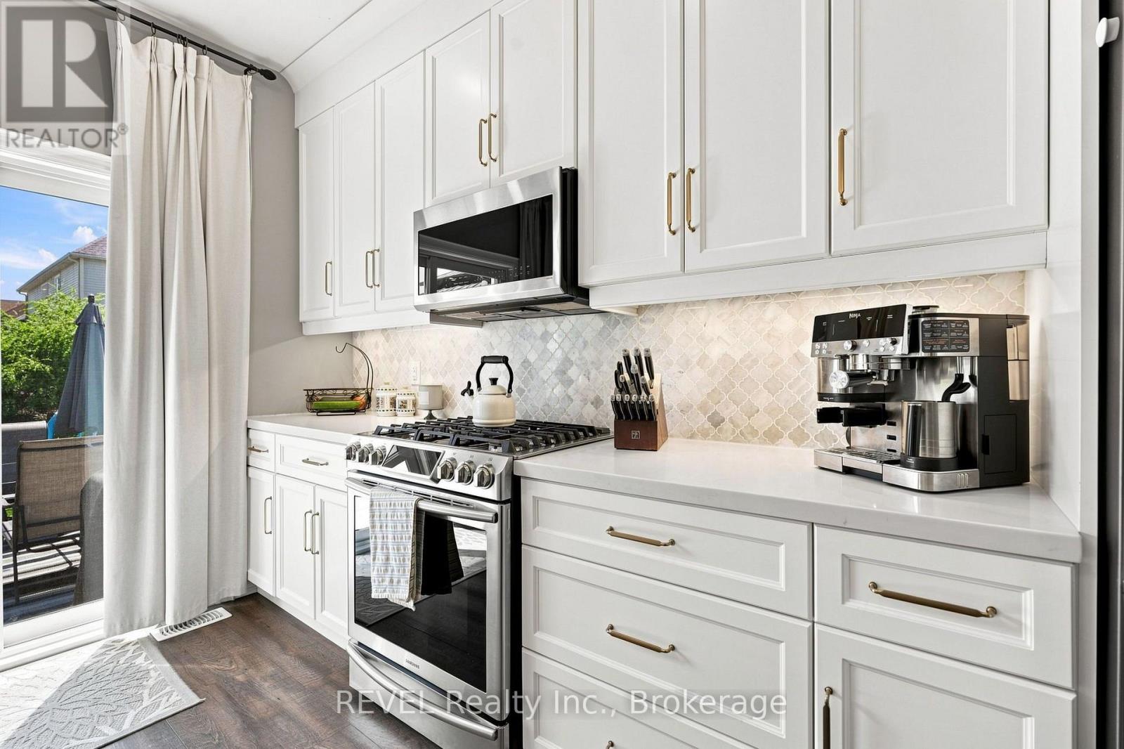 136 Acacia Road, Pelham, Ontario  L0S 1E6 - Photo 10 - X13751878