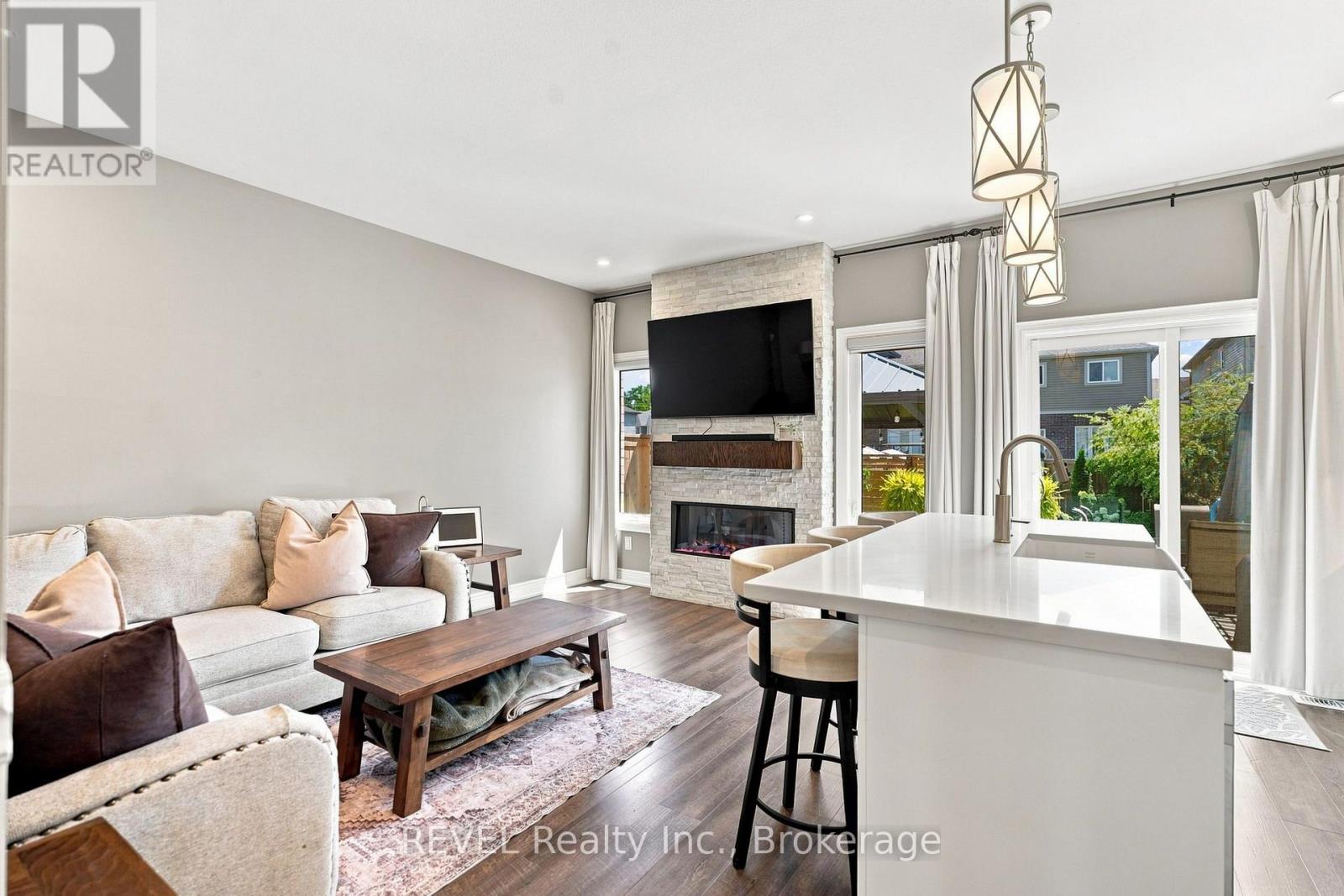 136 Acacia Road, Pelham, Ontario  L0S 1E6 - Photo 7 - X13751878