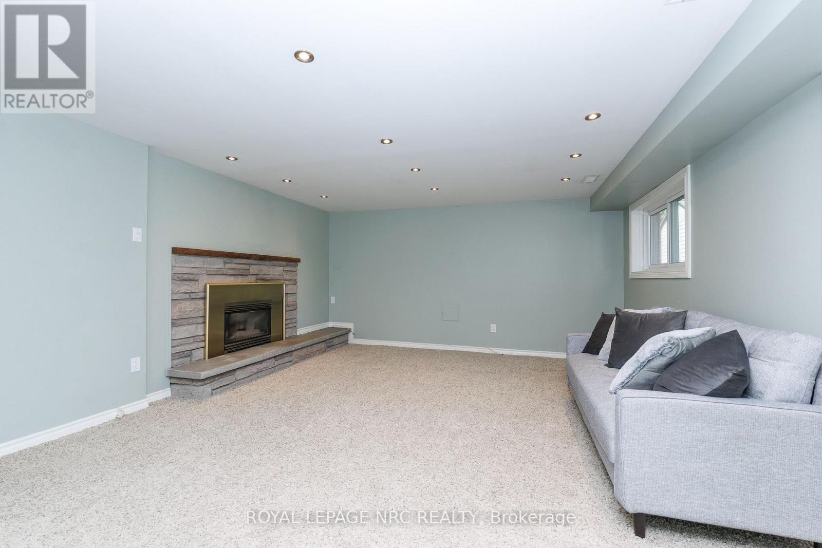 15 Black Friars Road, St. Catharines, Ontario  L2N 2M8 - Photo 22 - X13752702