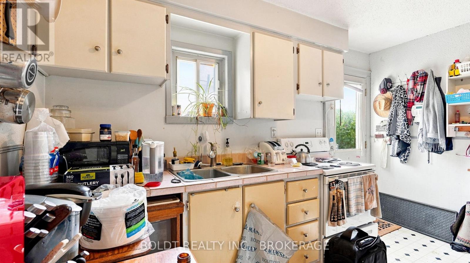 53 Carlton Street, St. Catharines, Ontario  L2R 1P7 - Photo 19 - X13753134