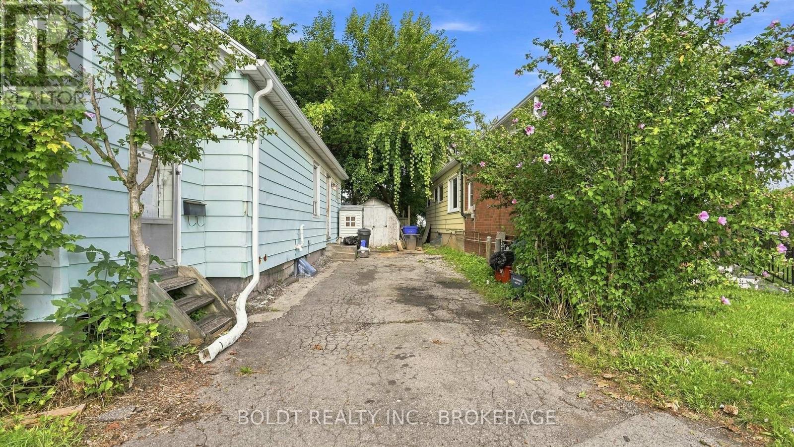 53 Carlton Street, St. Catharines, Ontario  L2R 1P7 - Photo 37 - X13753134