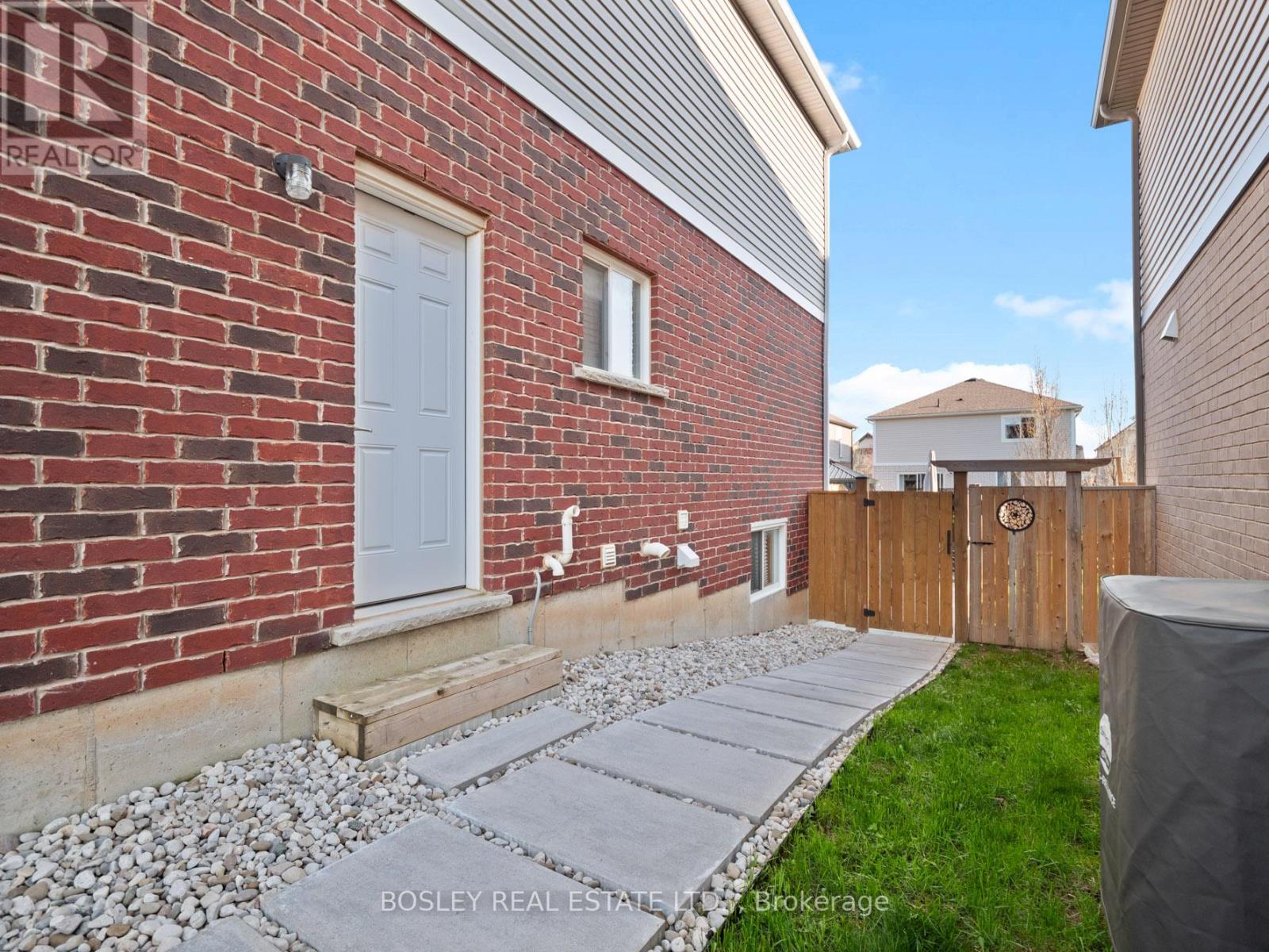 75 Bergenstein Crescent, Pelham, Ontario  L3E 0A1 - Photo 39 - X13753218