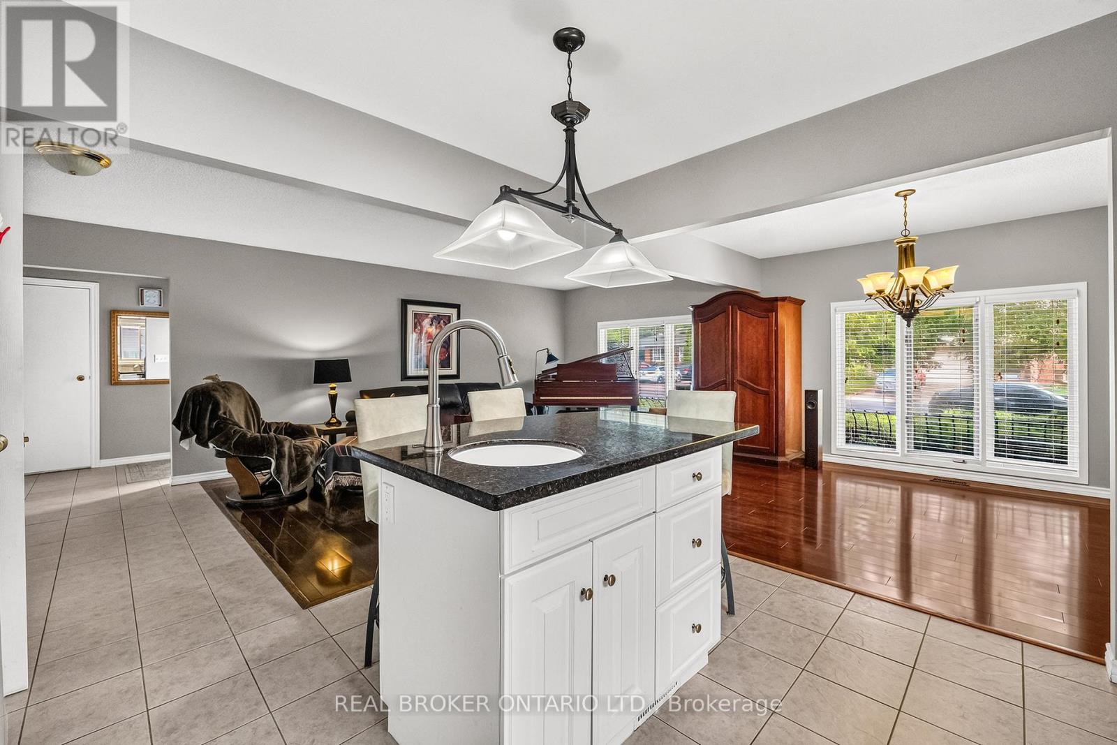 128 Melissa Crescent, Welland, Ontario  L3C 6N9 - Photo 5 - X13753356