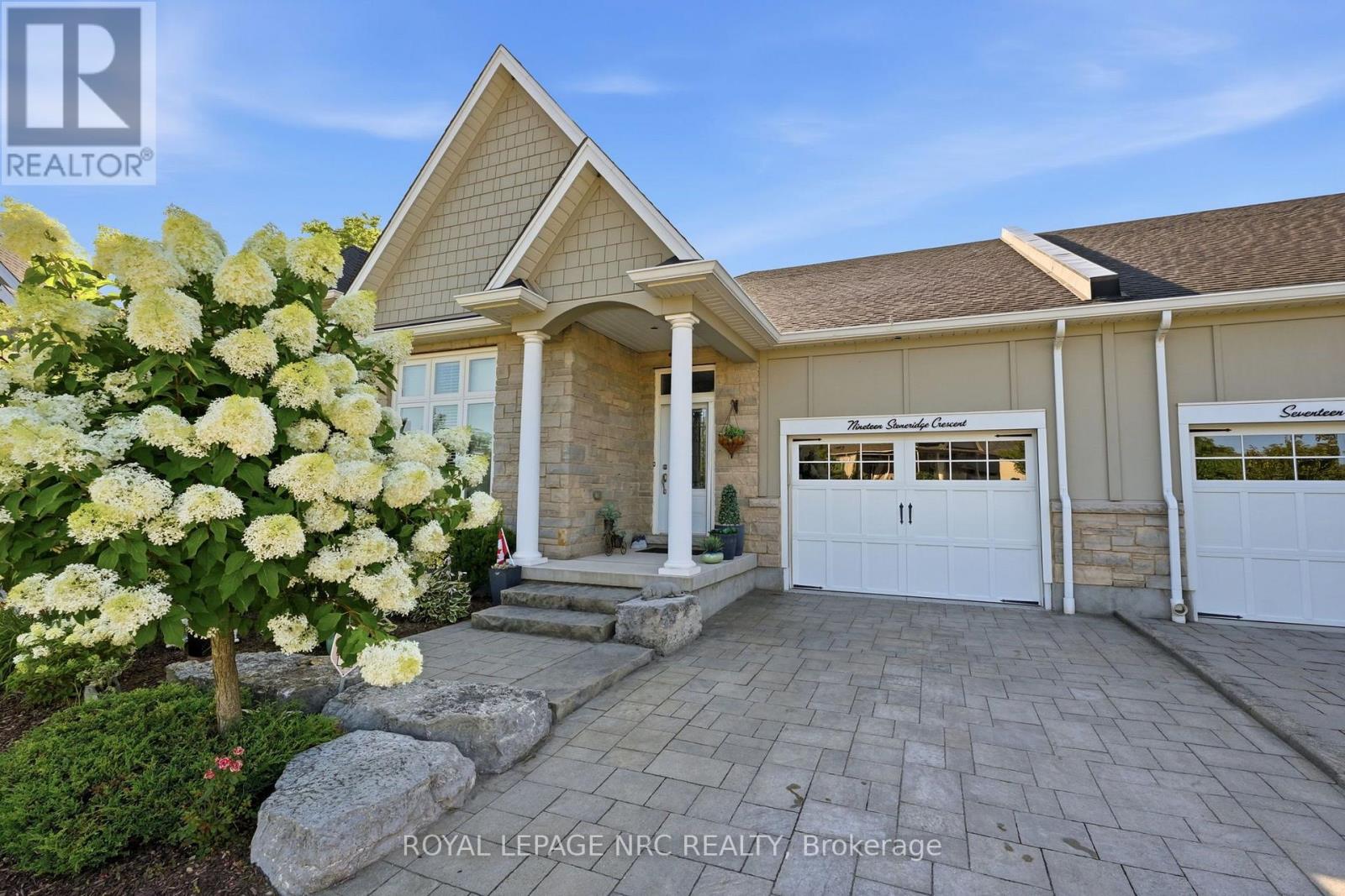 19 Stoneridge Crescent, Niagara-On-The-Lake, Ontario  L0S 1J1 - Photo 1 - X13756054