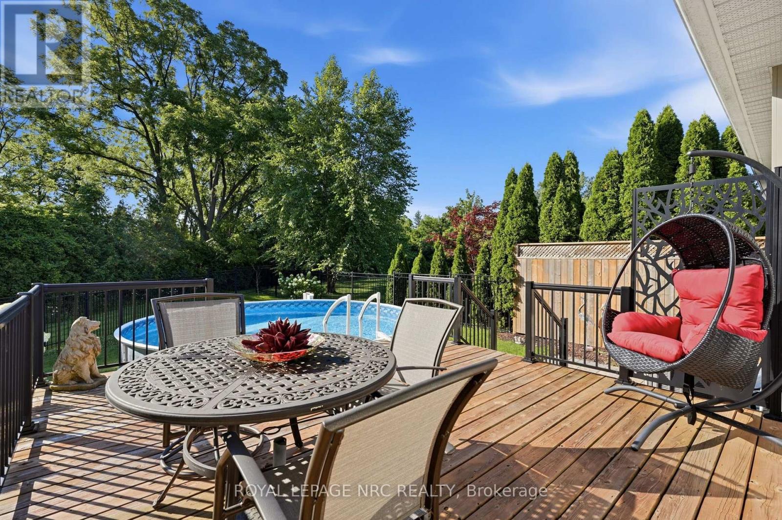 19 Stoneridge Crescent, Niagara-On-The-Lake, Ontario  L0S 1J1 - Photo 24 - X13756054