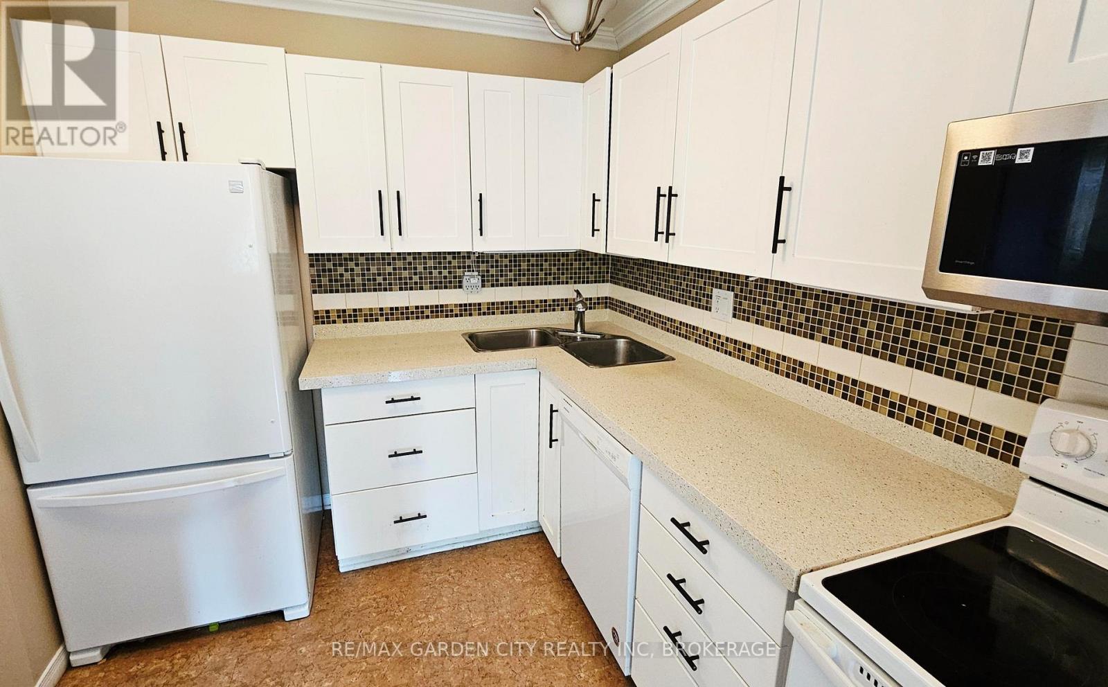 45 - 122 Bunting Road, St. Catharines, Ontario  L2P 3X7 - Photo 15 - X13756806