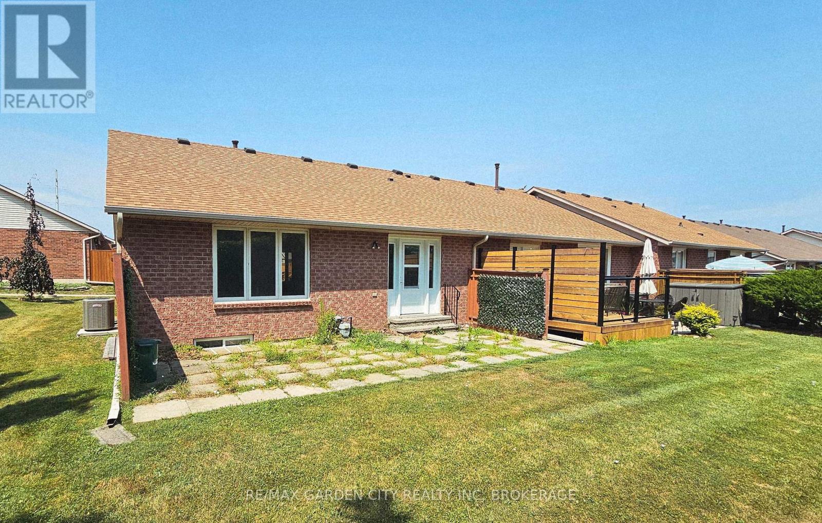 45 - 122 Bunting Road, St. Catharines, Ontario  L2P 3X7 - Photo 4 - X13756806