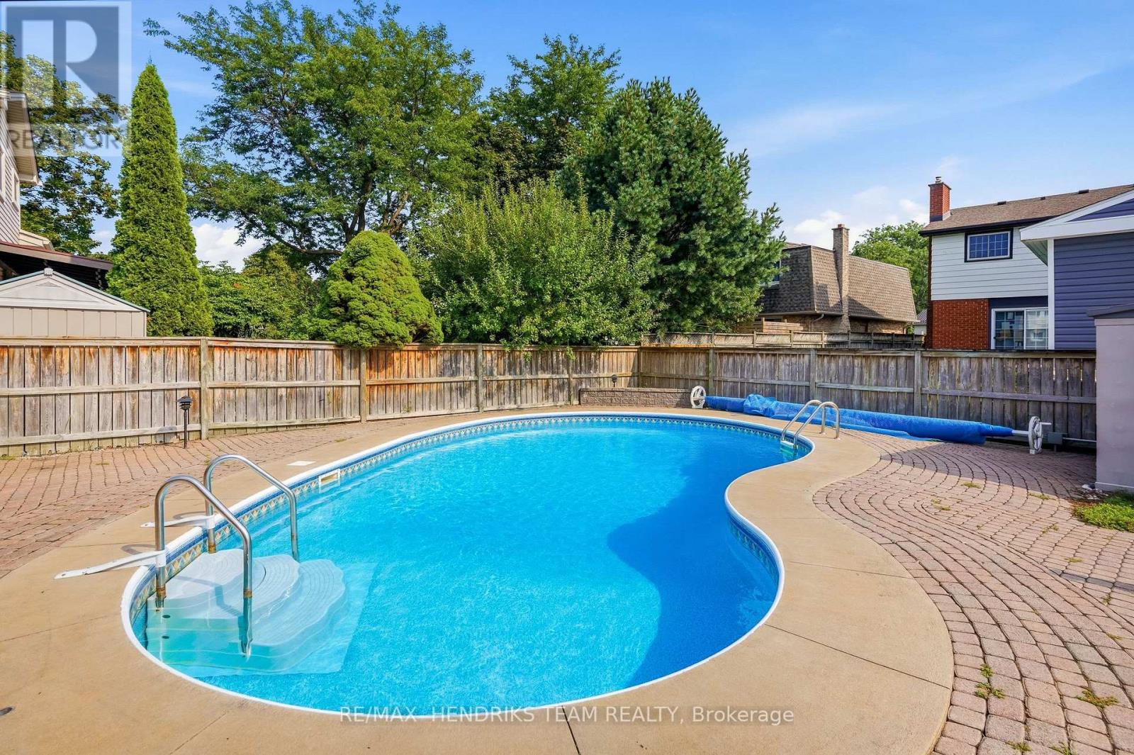4 Royal Orchard Crescent, St. Catharines, Ontario  L2N 4E9 - Photo 32 - X13756984
