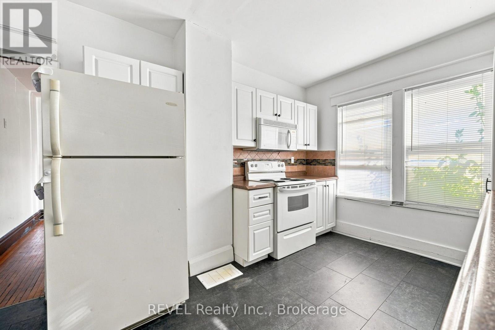4960 Willmott Street, Niagara Falls, Ontario  L2E 1Z8 - Photo 11 - X13757340