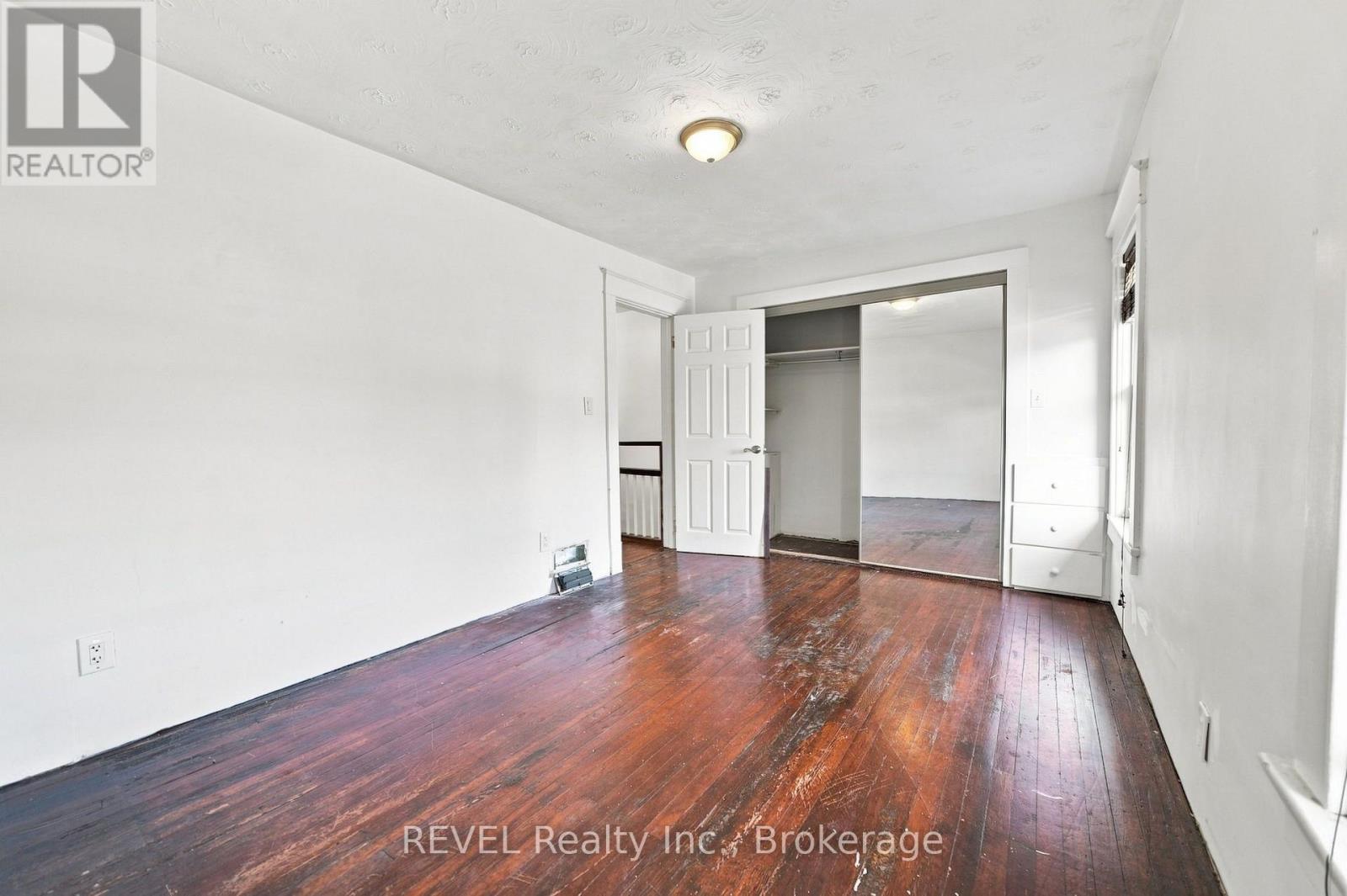 4960 Willmott Street, Niagara Falls, Ontario  L2E 1Z8 - Photo 15 - X13757340