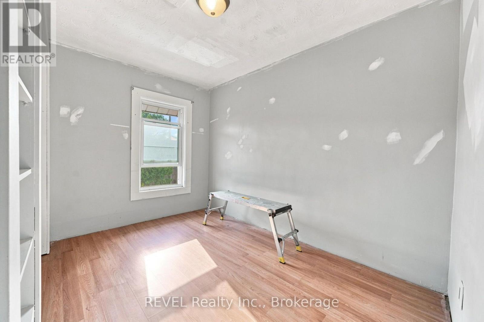 4960 Willmott Street, Niagara Falls, Ontario  L2E 1Z8 - Photo 17 - X13757340