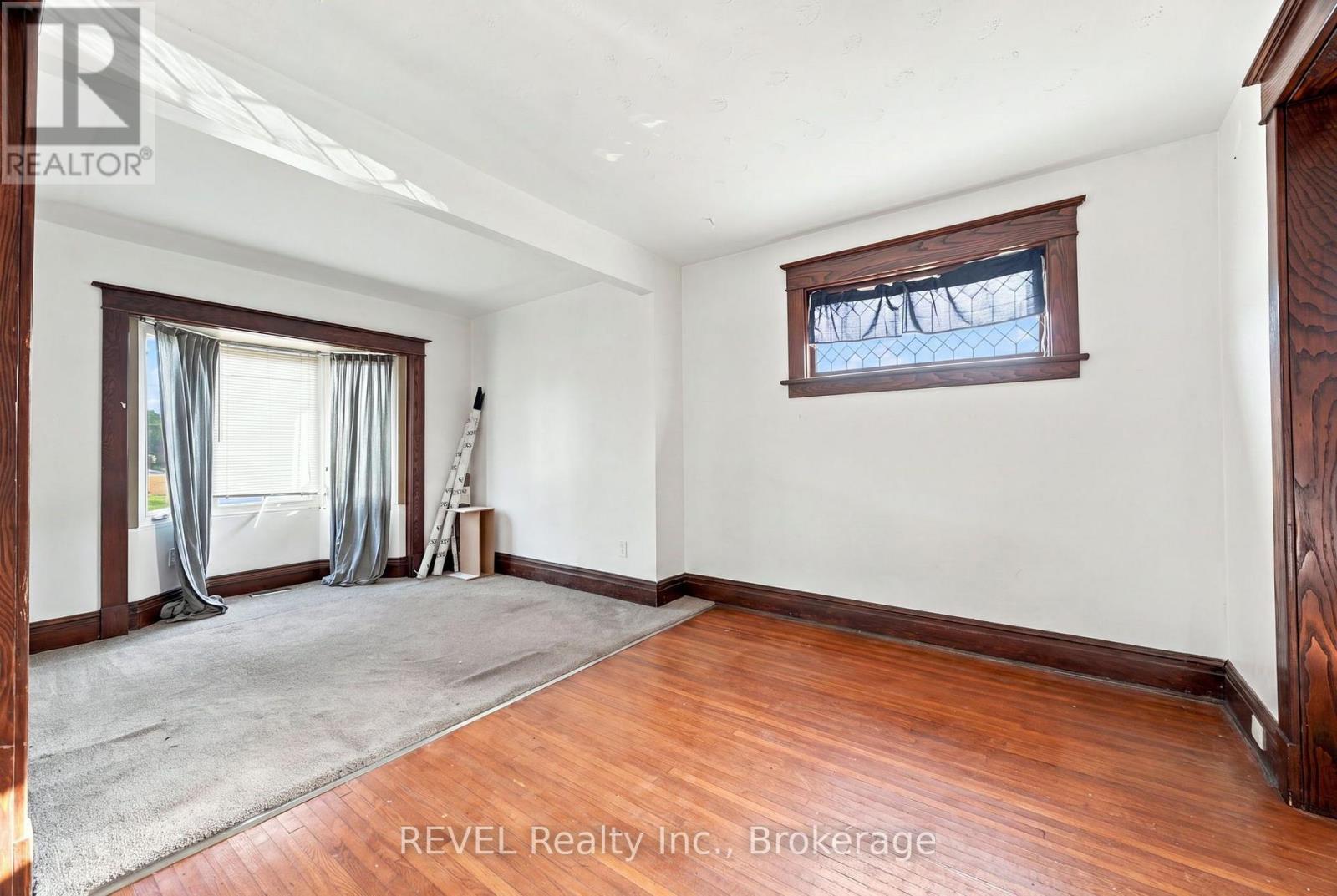 4960 Willmott Street, Niagara Falls, Ontario  L2E 1Z8 - Photo 6 - X13757340