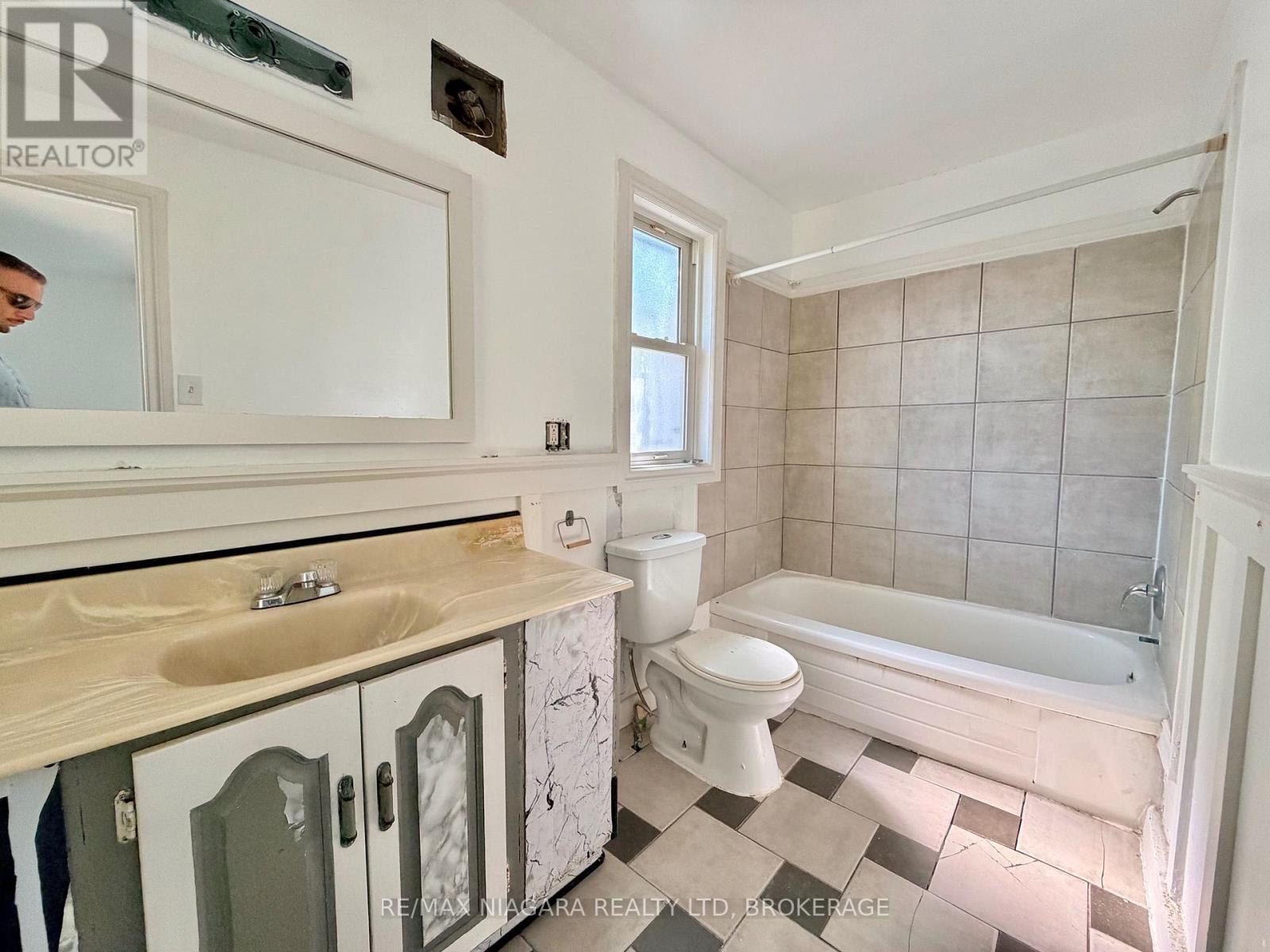 21 Fifth Street, Welland, Ontario  L3B 4Z4 - Photo 10 - X13757410