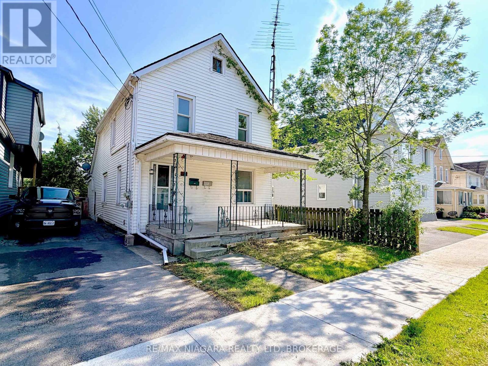 21 Fifth Street, Welland, Ontario  L3B 4Z4 - Photo 2 - X13757410