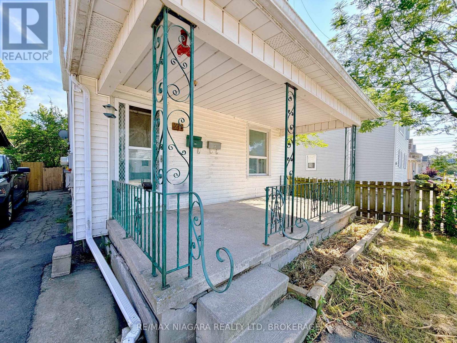 21 Fifth Street, Welland, Ontario  L3B 4Z4 - Photo 3 - X13757410