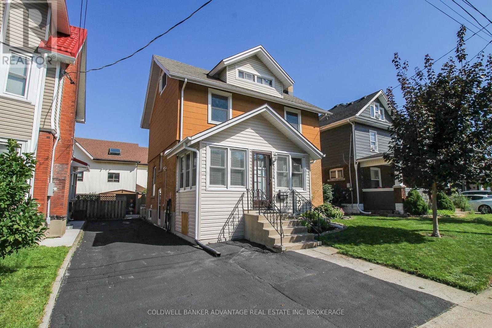4859 Willmott Street, Niagara Falls, Ontario  L2E 1Z5 - Photo 1 - X13757962