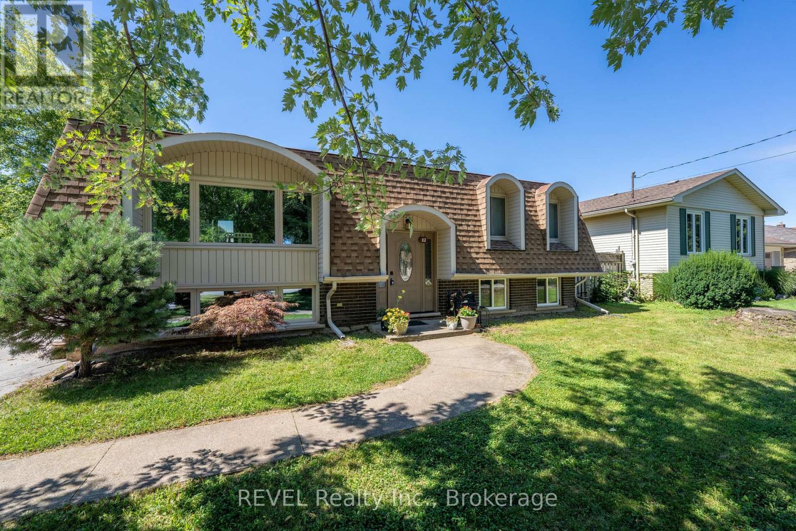 17 Ramsey Street, St. Catharines, Ontario  L2N 2K3 - Photo 3 - X13758180