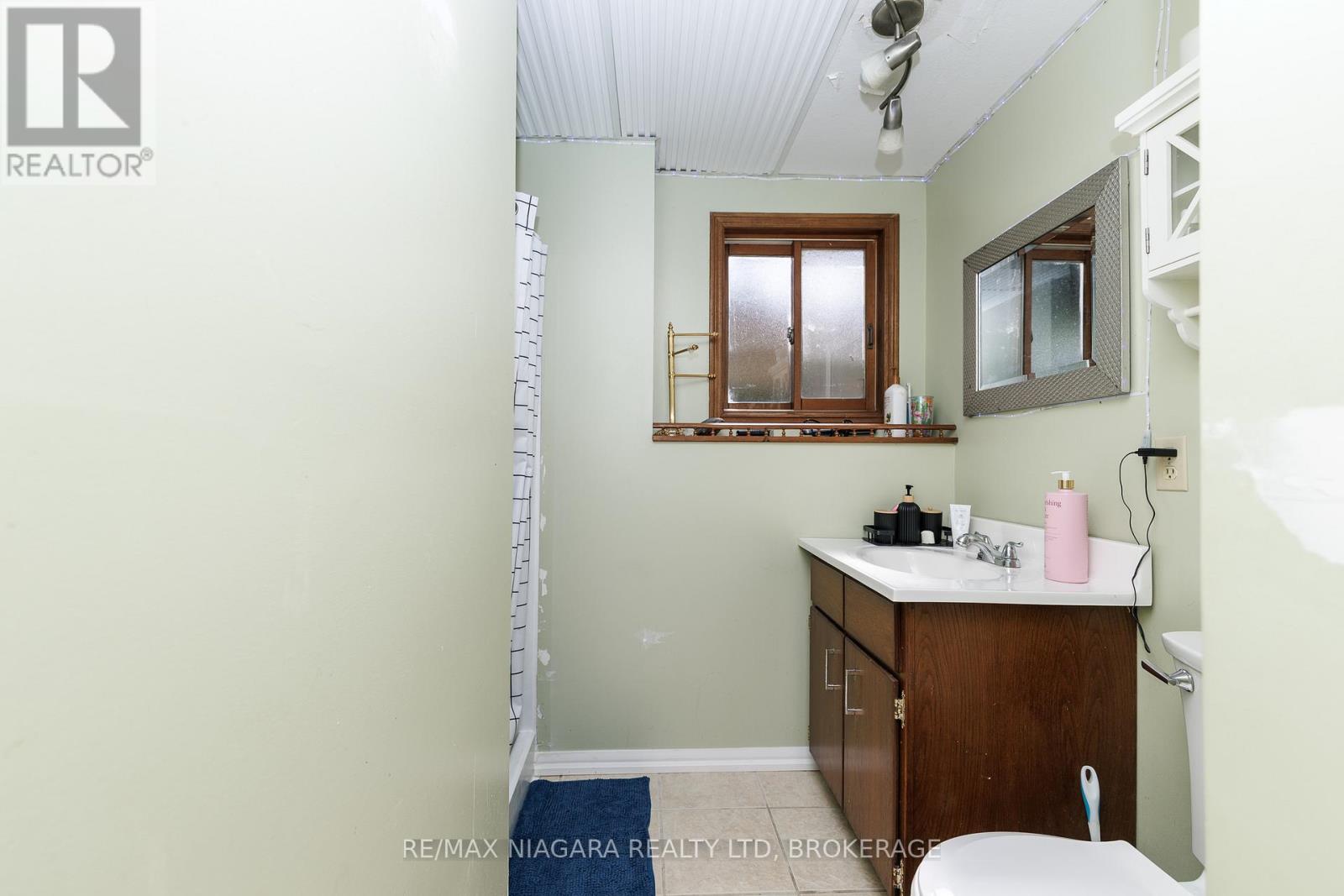 88 Pleasant Avenue N, Fort Erie, Ontario  L0S 1N0 - Photo 22 - X13758384