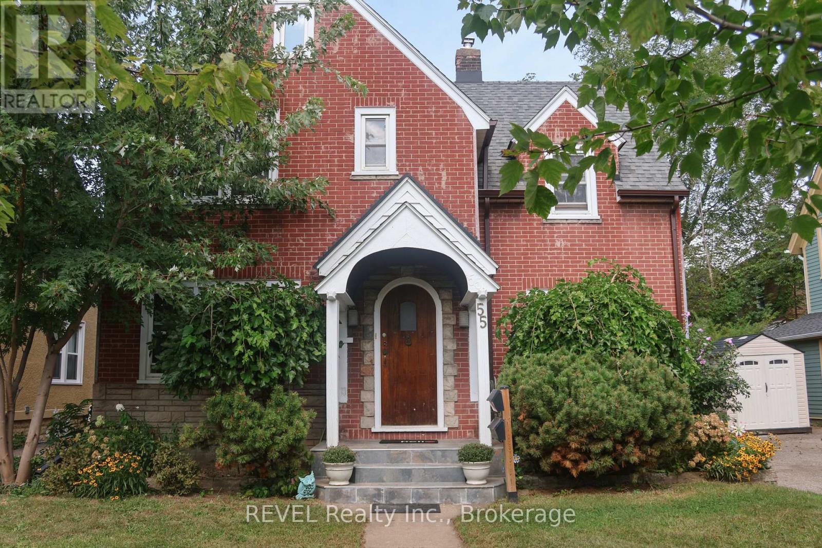 Upper - 55 Maple Street, St. Catharines, Ontario  L2R 2A8 - Photo 1 - X13758614