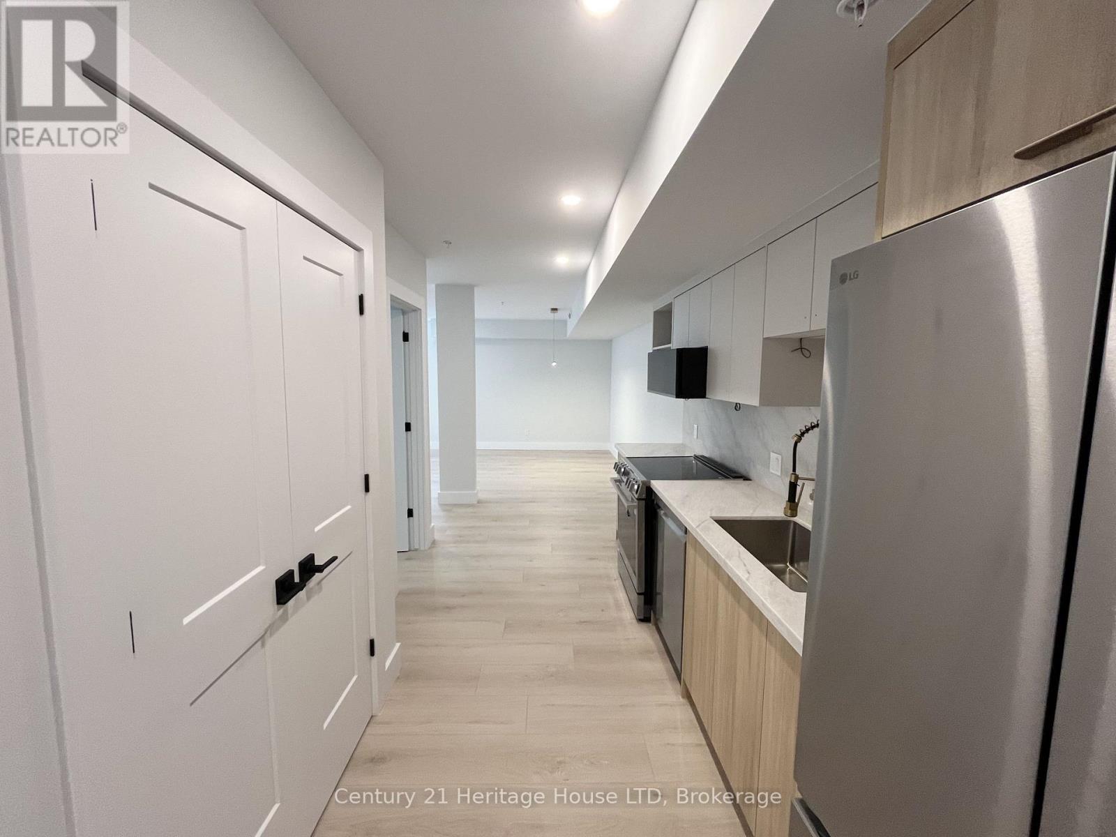 Lower Unit - 99a Moffatt Street, St. Catharines, Ontario  L2P 2L6 - Photo 7 - X13758940