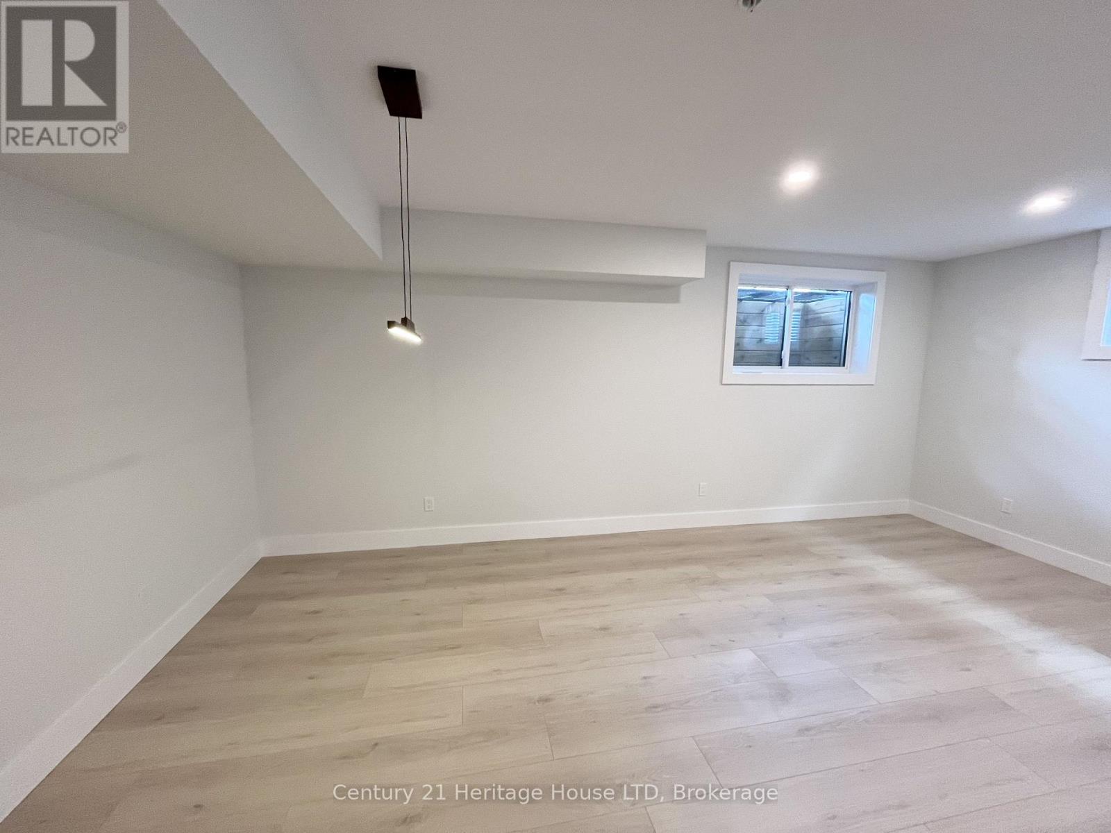 Lower Unit - 99b Moffatt Street, St. Catharines, Ontario  L2P 2L6 - Photo 8 - X13758990
