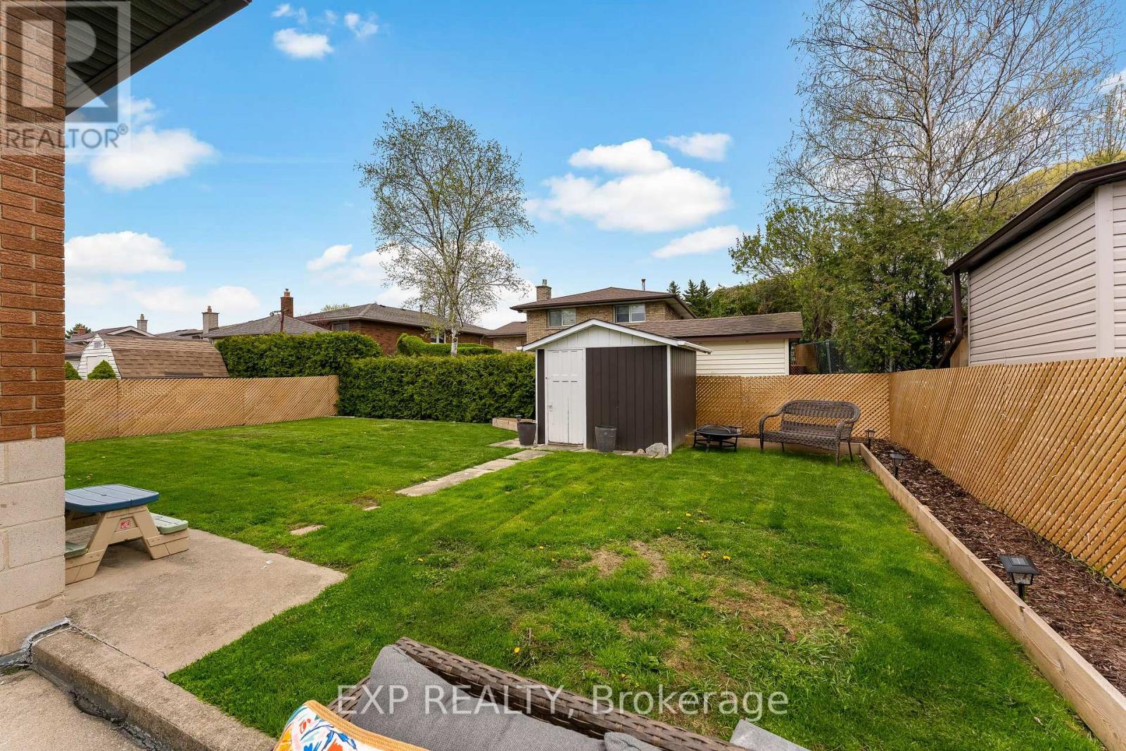 142 Marcella Crescent, Hamilton, Ontario  L8K 6G3 - Photo 44 - X13759114