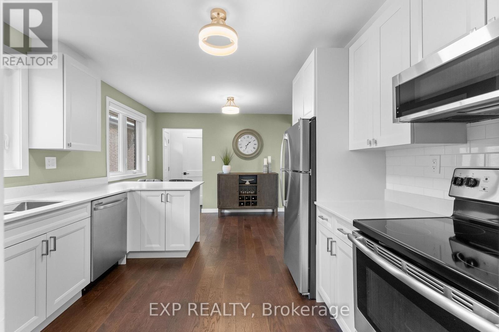 142 Marcella Crescent, Hamilton, Ontario  L8K 6G3 - Photo 6 - X13759114