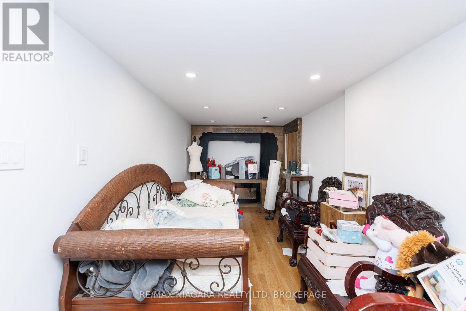 33 Colonel Lyall Street, St. Catharines, Ontario  L2P 0B3 - Photo 22 - X13759638