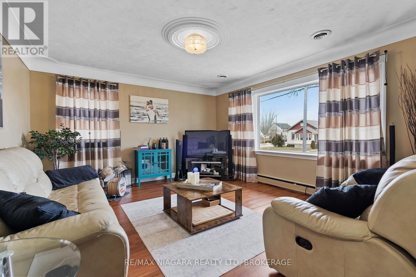 506 Main Street W, Port Colborne, Ontario  L3K 3W6 - Photo 5 - X13760006