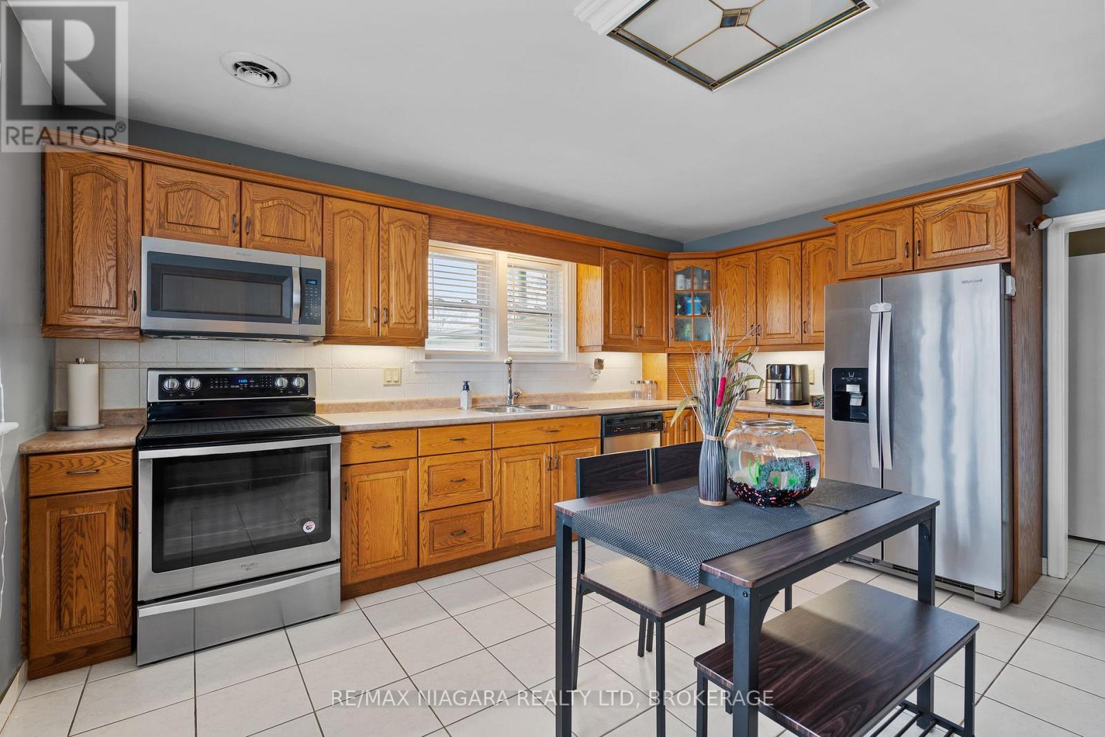506 Main Street W, Port Colborne, Ontario  L3K 3W6 - Photo 8 - X13760006