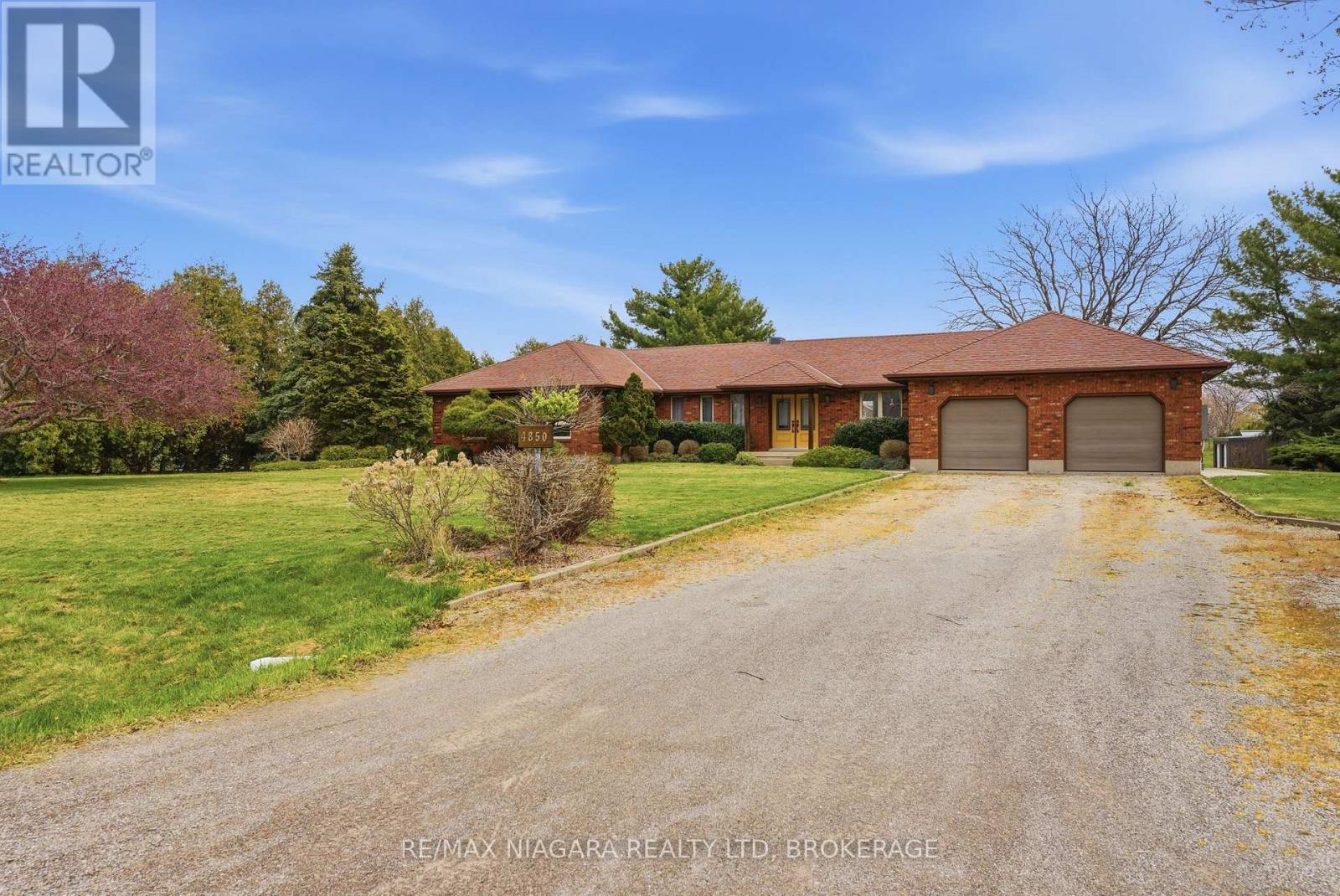 4850 Mountainview Road, Lincoln, Ontario  L0R 1B3 - Photo 3 - X13761468