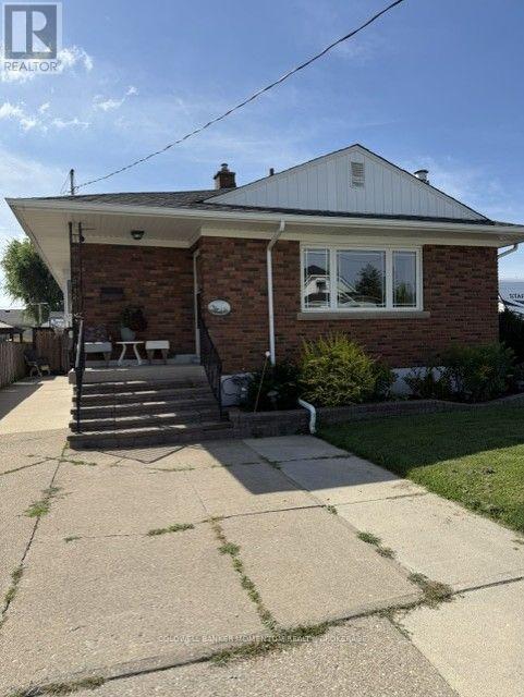 51 Martin Street N, Thorold, Ontario  L2V 3X3 - Photo 1 - X13761682