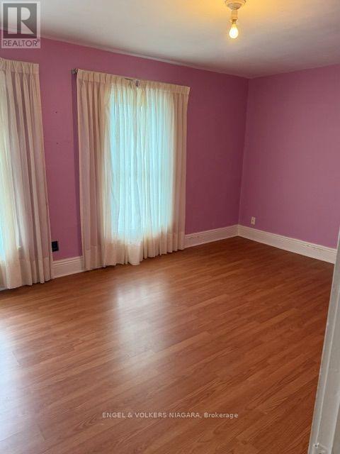 5821 Leonard Avenue, Niagara Falls, Ontario  L2G 4R5 - Photo 9 - X13762462