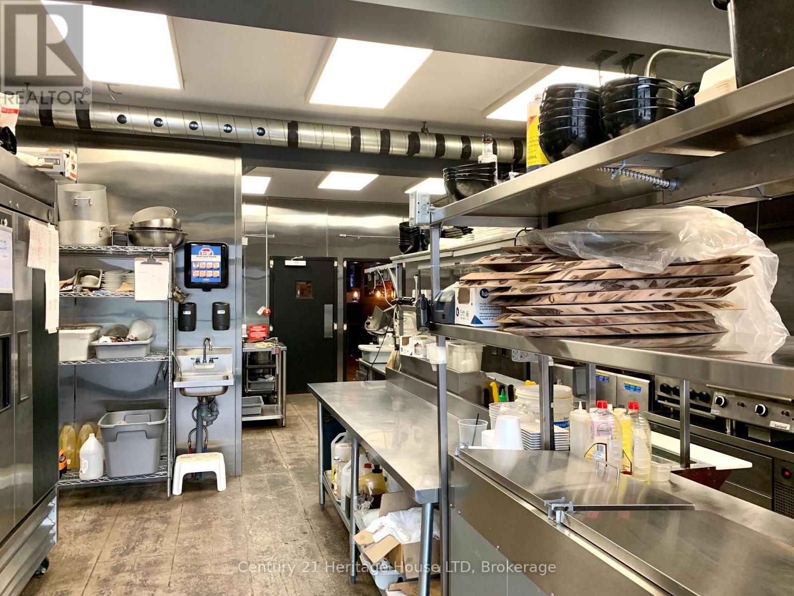 8163 Cummington Square E, Niagara Falls, Ontario  L2G 6W1 - Photo 32 - X13762684
