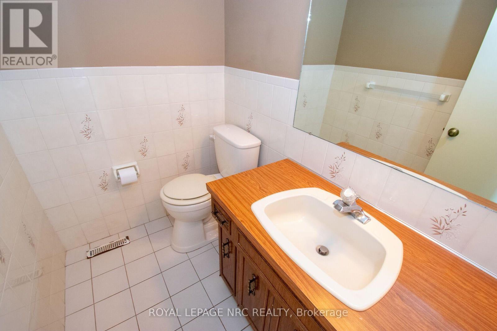 7 Dolly Circle, St. Catharines, Ontario  L2P 3T2 - Photo 21 - X13763752