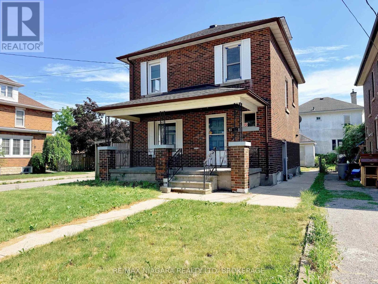 93 State Street, Welland, Ontario  L3B 4K6 - Photo 1 - X13763896