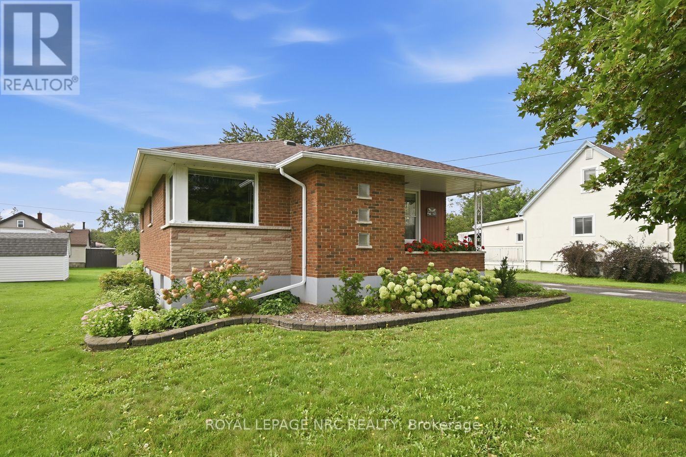 29 Erie Street, Welland, Ontario  L3B 5J6 - Photo 1 - X13764254