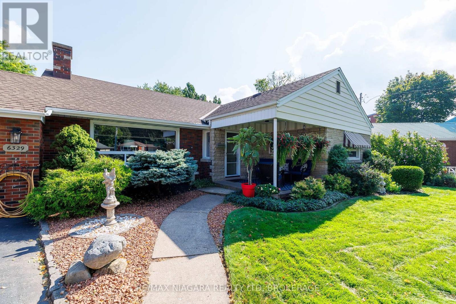 6329 Goodsir Crescent, Niagara Falls, Ontario  L2G 1H2 - Photo 1 - X13764438
