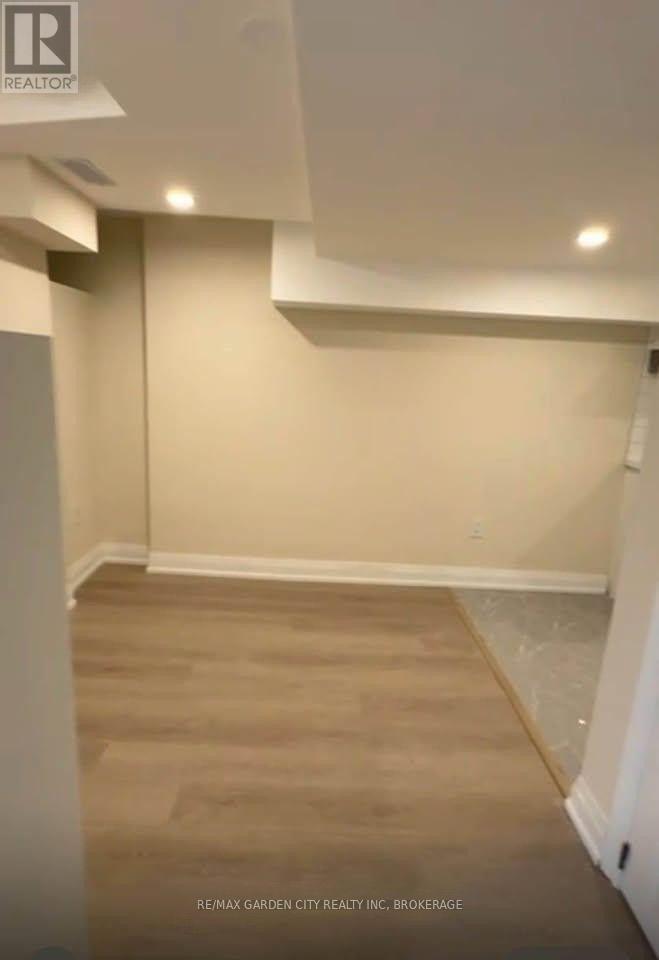 Lwr-2b - 60 Wakelin Terrace, St. Catharines, Ontario  L2M 4K9 - Photo 4 - X13764540