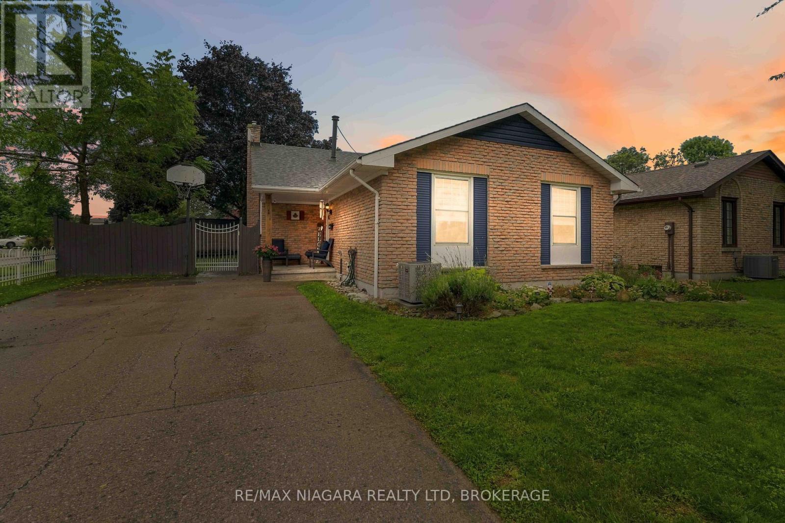 1 Belair Drive, St. Catharines, Ontario  L2N 6X7 - Photo 1 - X13765818
