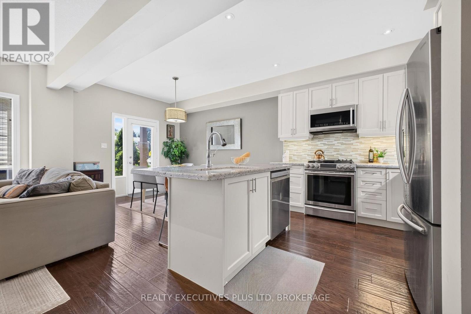 9 - 43 Kerman Avenue, Grimsby, Ontario  L3M 0G2 - Photo 11 - X13766502