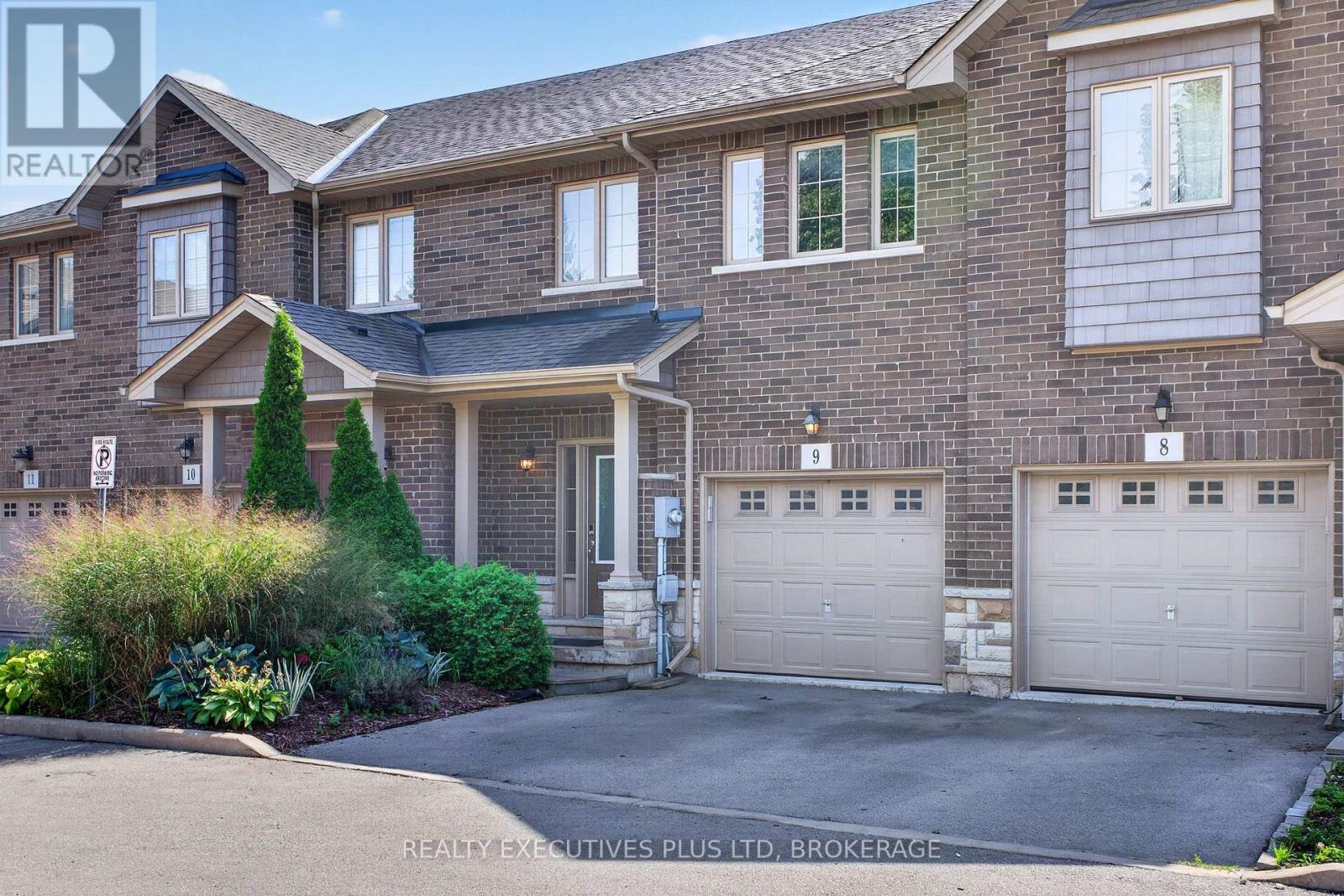 9 - 43 Kerman Avenue, Grimsby, Ontario  L3M 0G2 - Photo 3 - X13766502