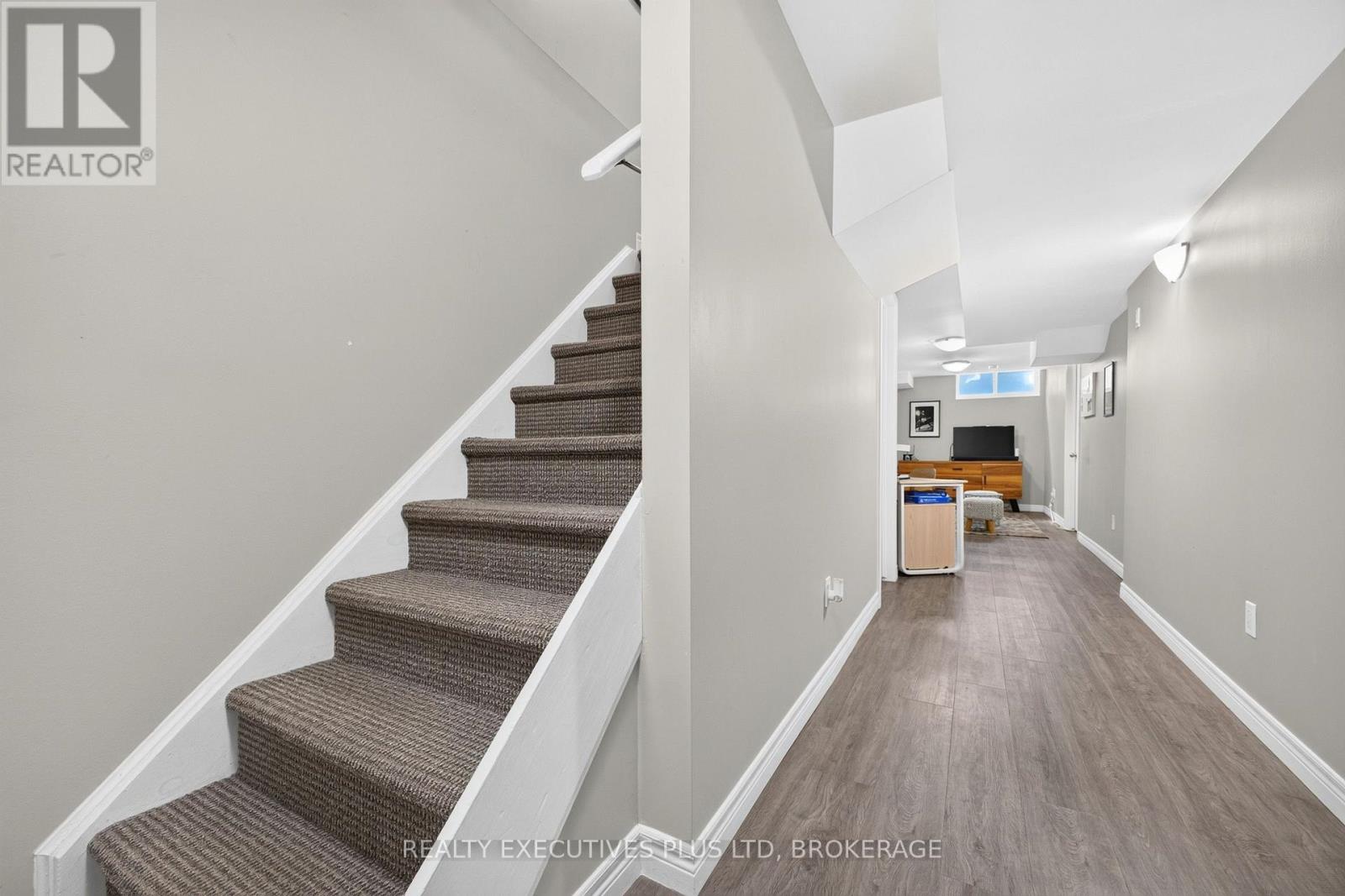 9 - 43 Kerman Avenue, Grimsby, Ontario  L3M 0G2 - Photo 42 - X13766502