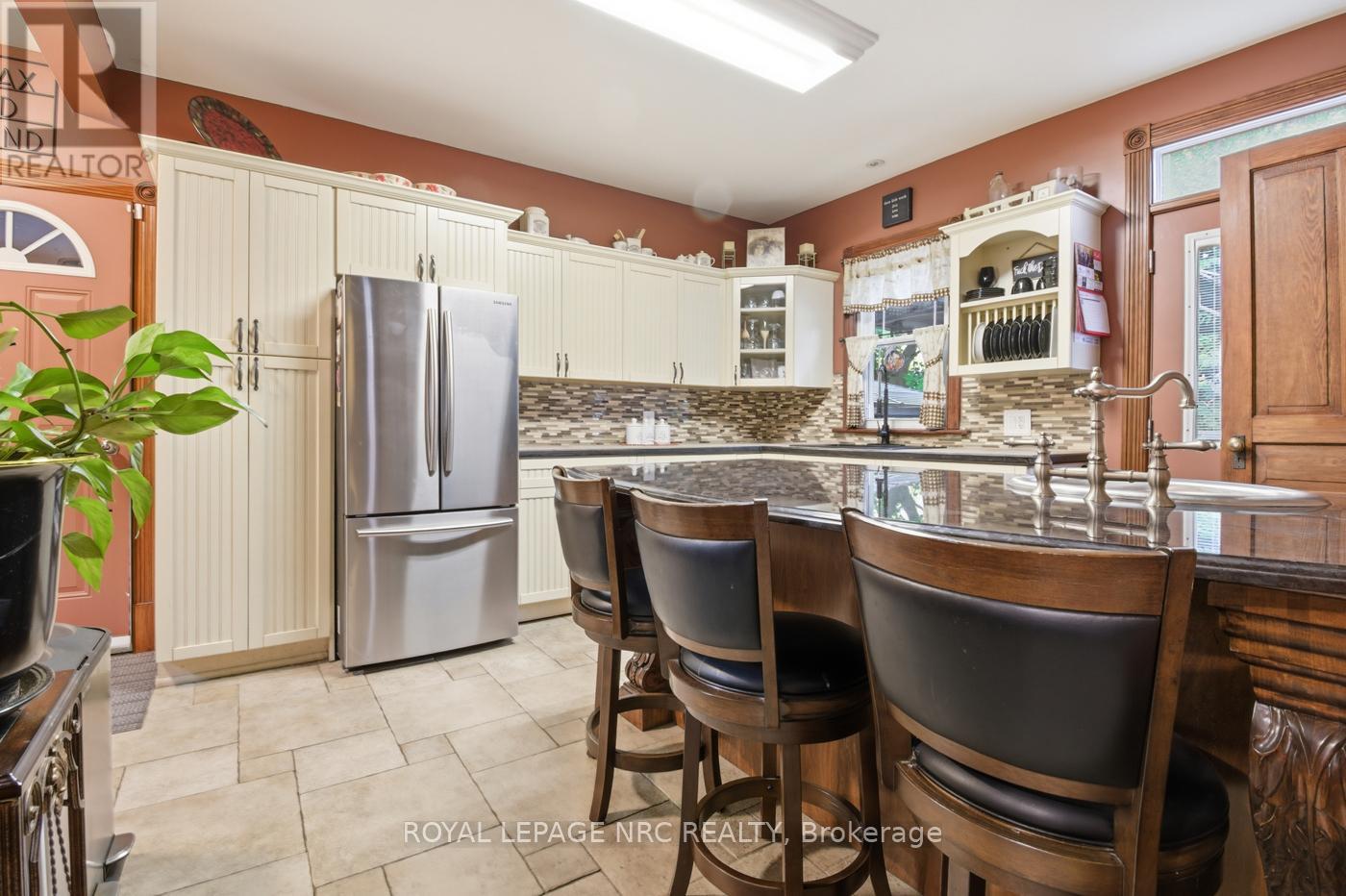 5981 Culp Street, Niagara Falls, Ontario  L2G 2B6 - Photo 8 - X13766660