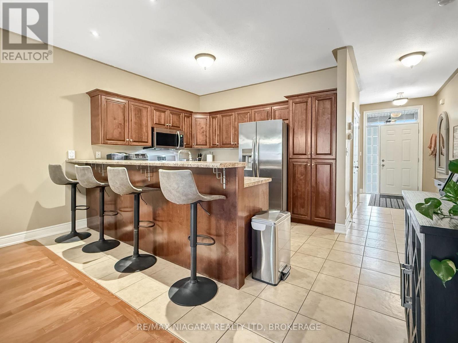 3927 Lower Coach Road, Fort Erie, Ontario  L0S 1S0 - Photo 3 - X13766678