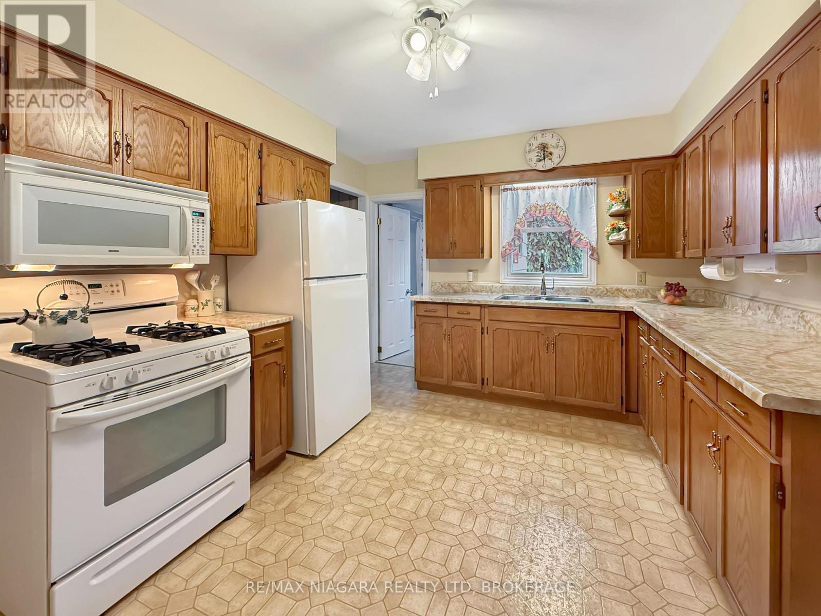 358 Phipps Street, Fort Erie, Ontario  L2A 2V8 - Photo 6 - X13766754