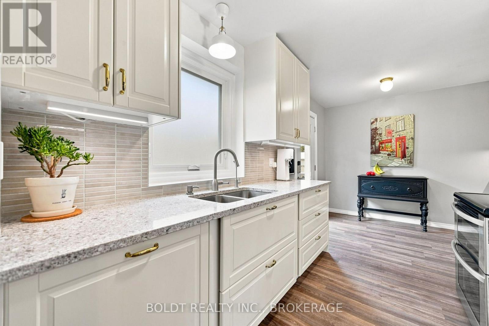 84 Allanbrook Street, Hamilton, Ontario  L8J 1R1 - Photo 16 - X13767056