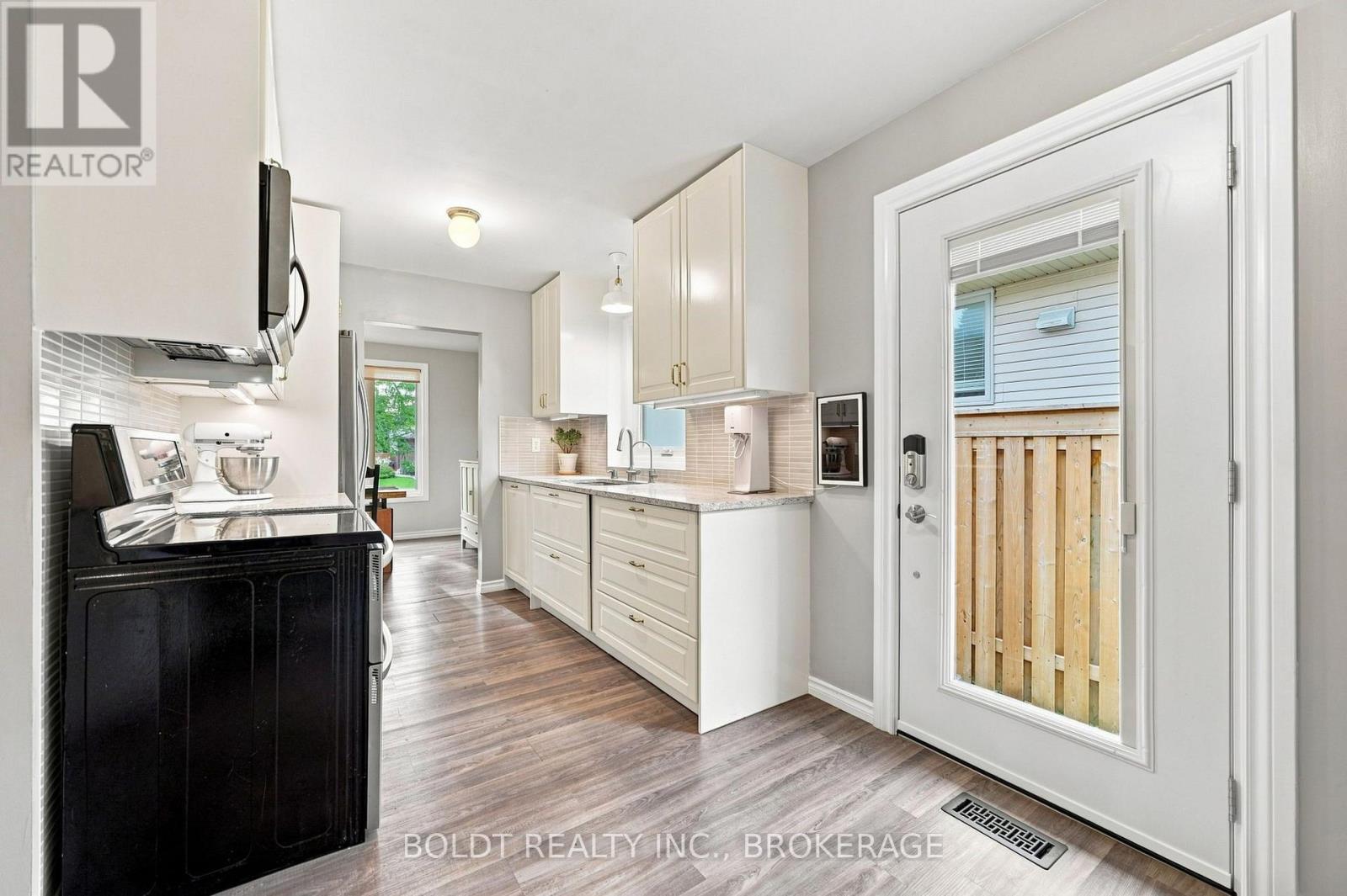 84 Allanbrook Street, Hamilton, Ontario  L8J 1R1 - Photo 19 - X13767056