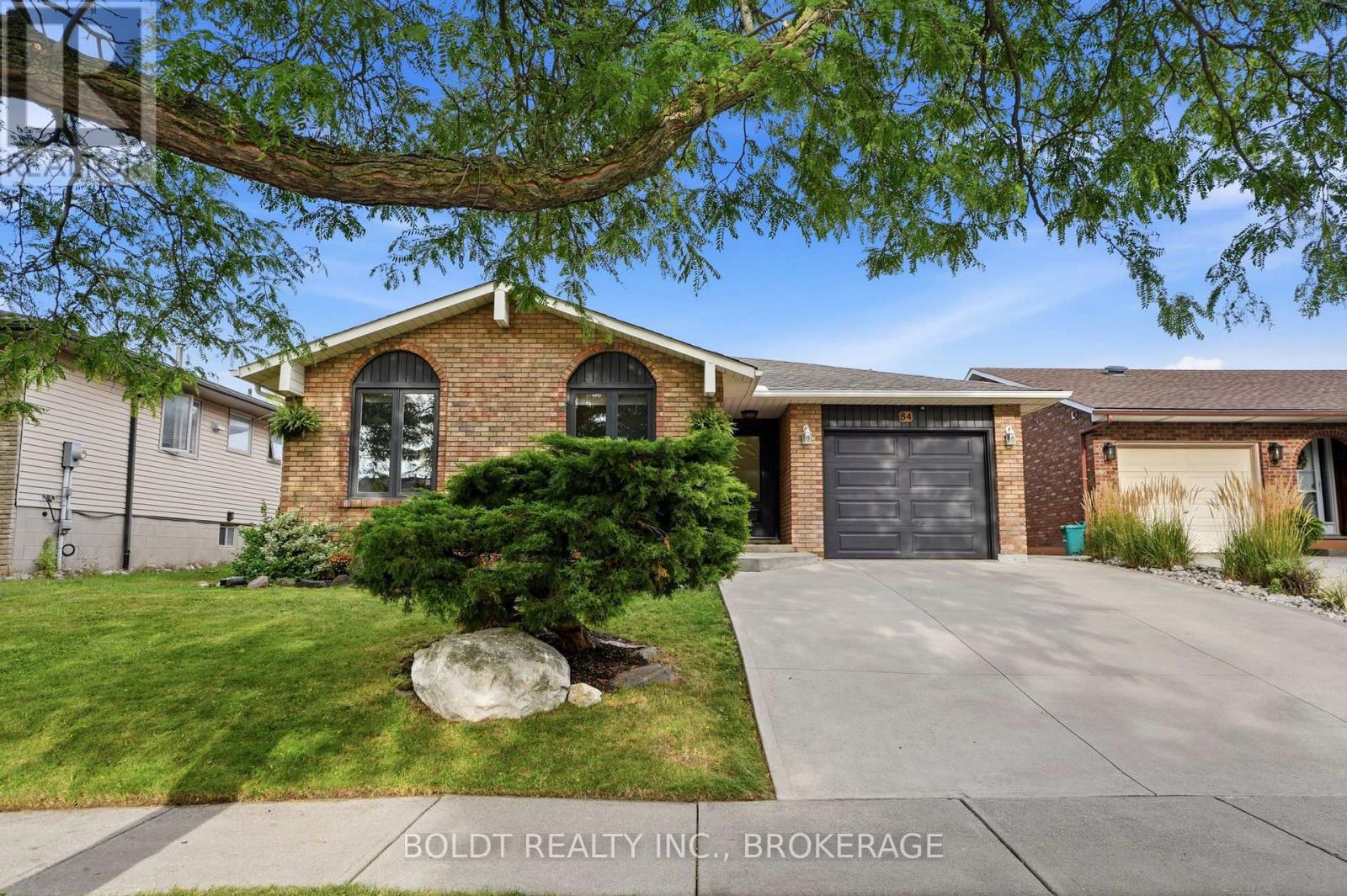 84 Allanbrook Street, Hamilton, Ontario  L8J 1R1 - Photo 49 - X13767056
